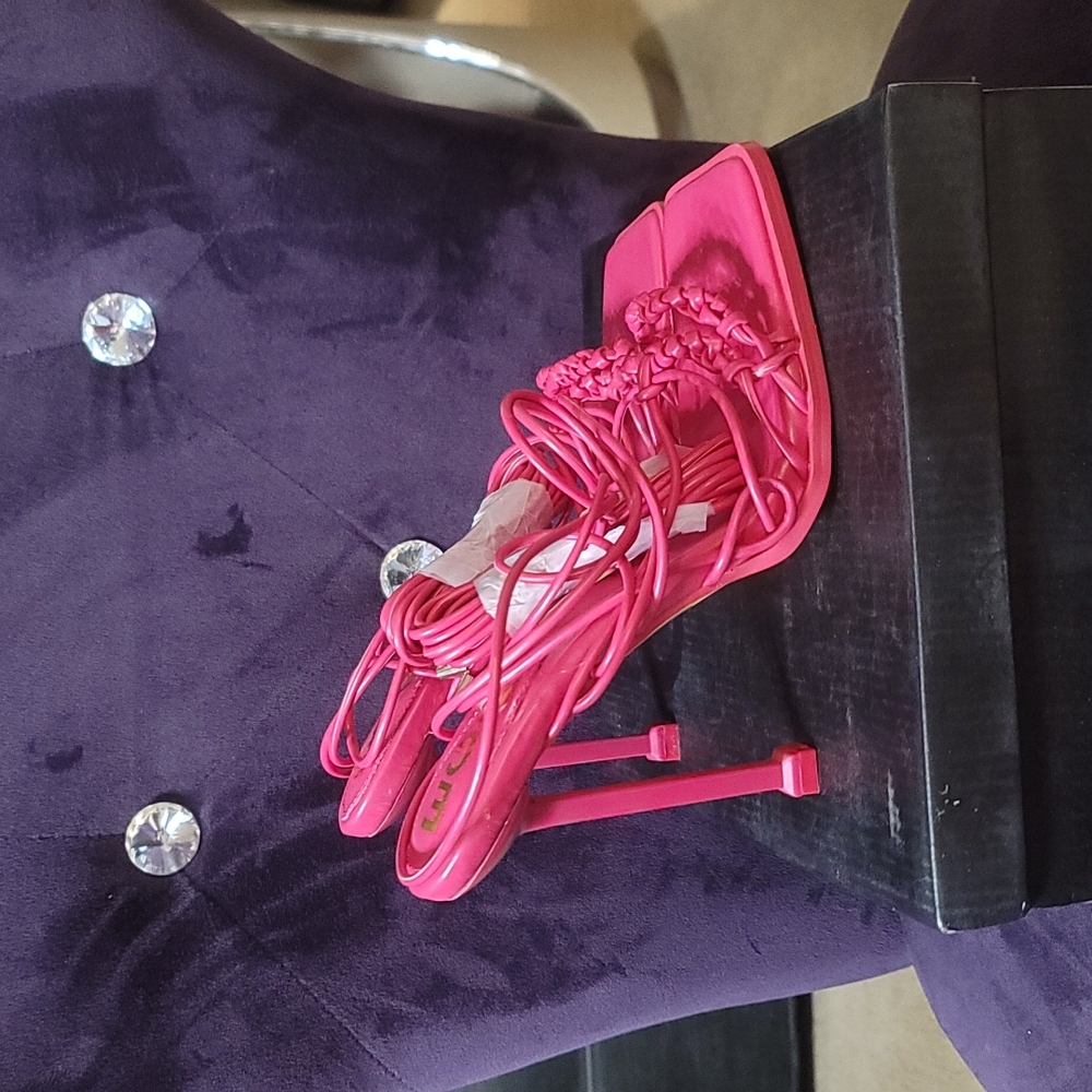 Pink string up heels - Picture 4 of 4